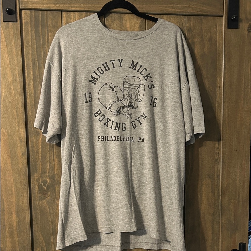Ann Arbor T-Shirt Company “Mighty Mick’s Boxing Gym” Tee – 2XL – Heather Gray